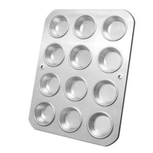 FORMA *ALUMÍNIO MUFFINS CUPCAKE PEQUENO 5,2X4,4X2,6 (PCT COM12) em Pedra Bela SP