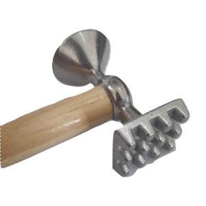 MARTELO PARA CARNE CABO MADEIRA 21CM em Pedra Bela SP