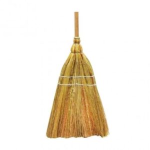 VASSOURA CAIPIRA paLHA em Pedra Bela SP